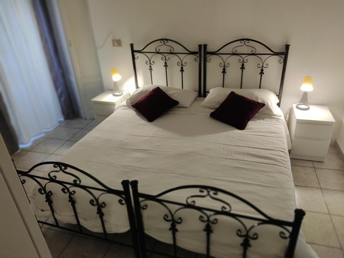 Crispi Accomodation B&B CTA Exterior foto